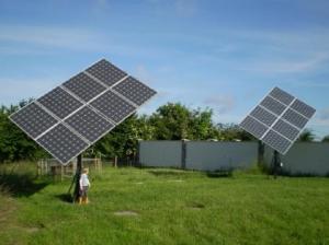 solar trackers front.JPG.opt421x315o0,0s421x315